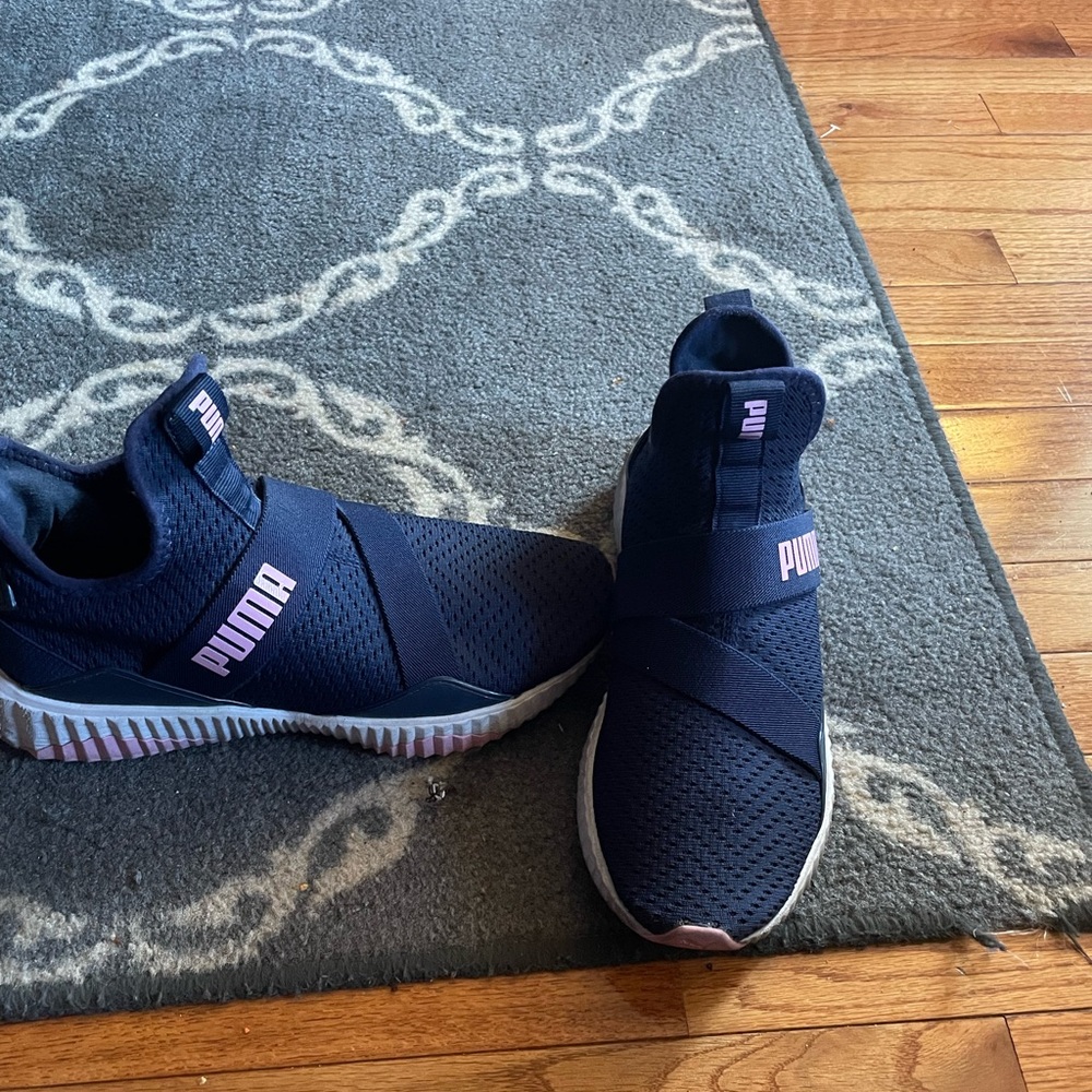 Puma women’s sneaker